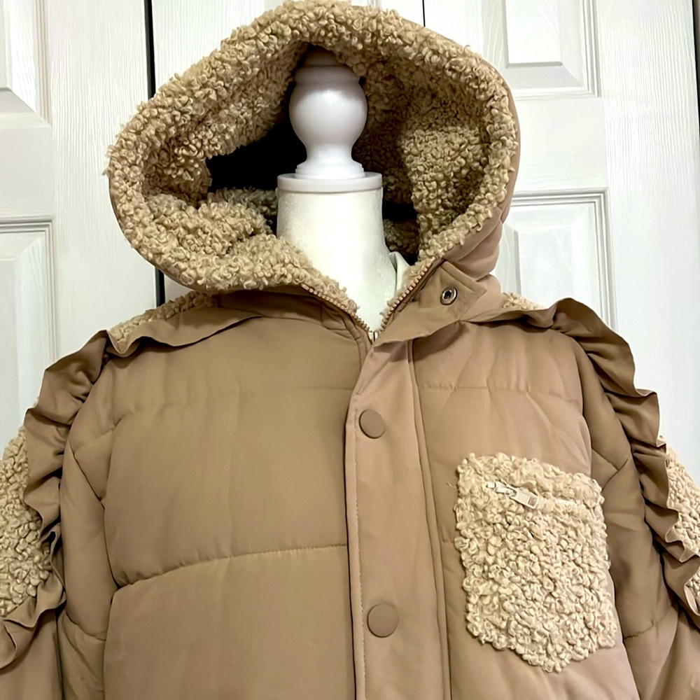 Women’s For Love and Lemons Tan Hooded Faux Sherpa Puffer Coat - Picture 7 of 7